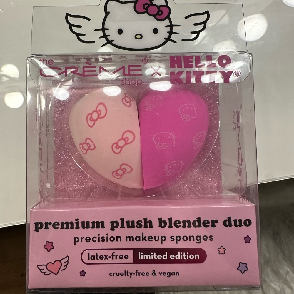 Hello Kitty Beauty Blender